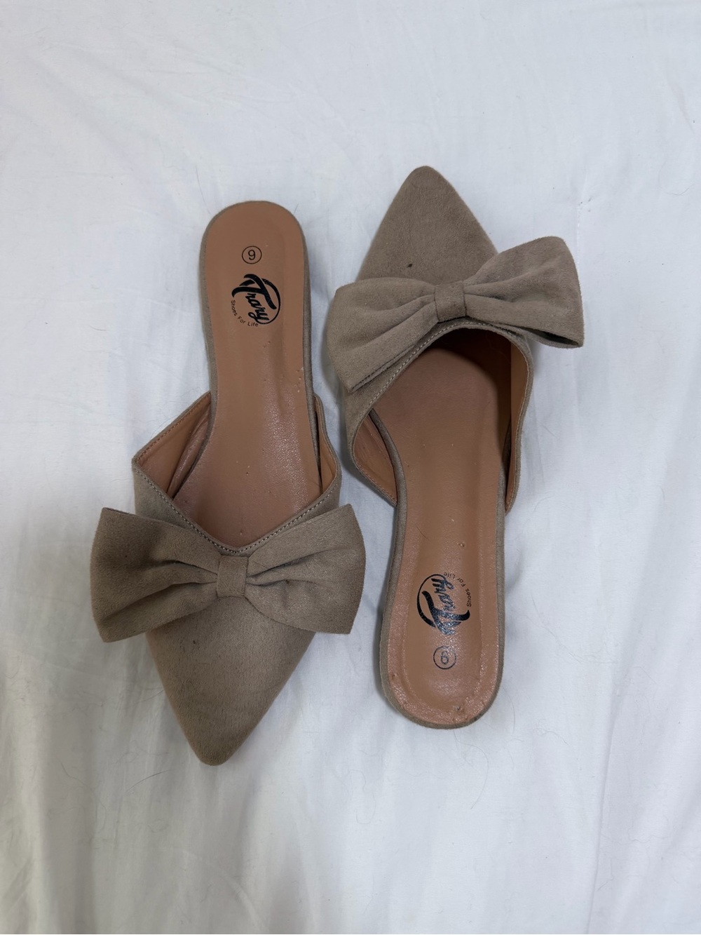 Bow-Accent Taupe Pointed Toe Slip-On Flats